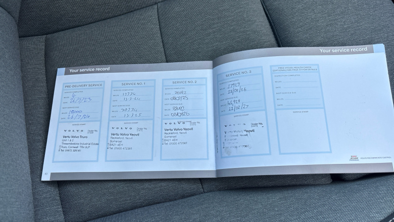 Volvo Xc40 1.5 T4 Recharge PHEV Plus Dark 5dr Auto Estate